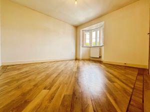 Bedroom 1- click for photo gallery